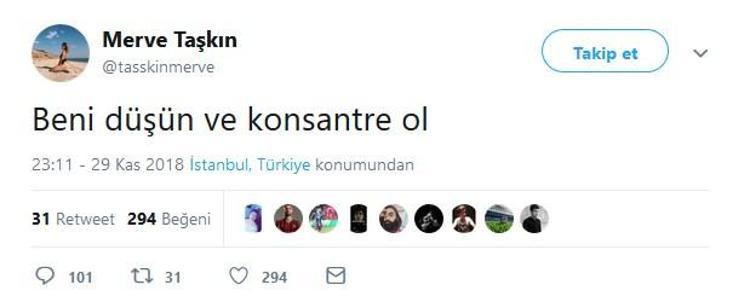 Maç sırasında mesaj Beni düşün...