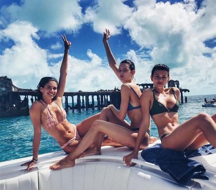 Sara Sampaio formunu spora borçlu
