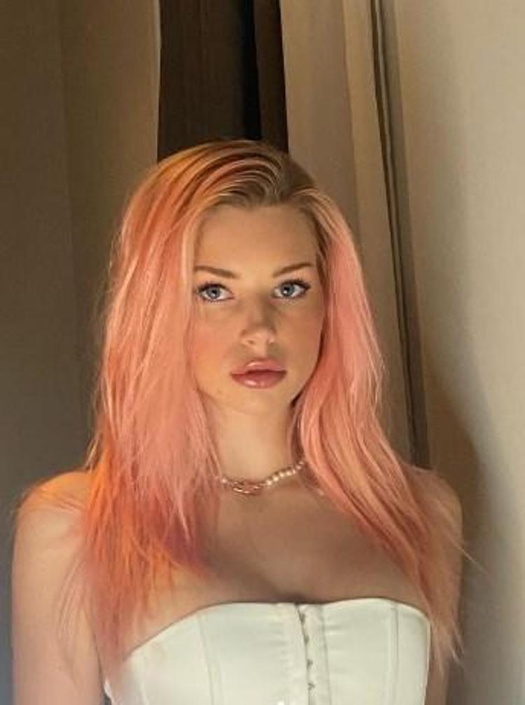 Lottie Moss