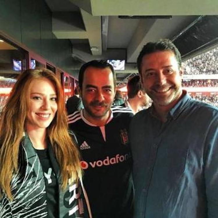 Beşiktaşlı ve Fenerbahçeli ünlüler