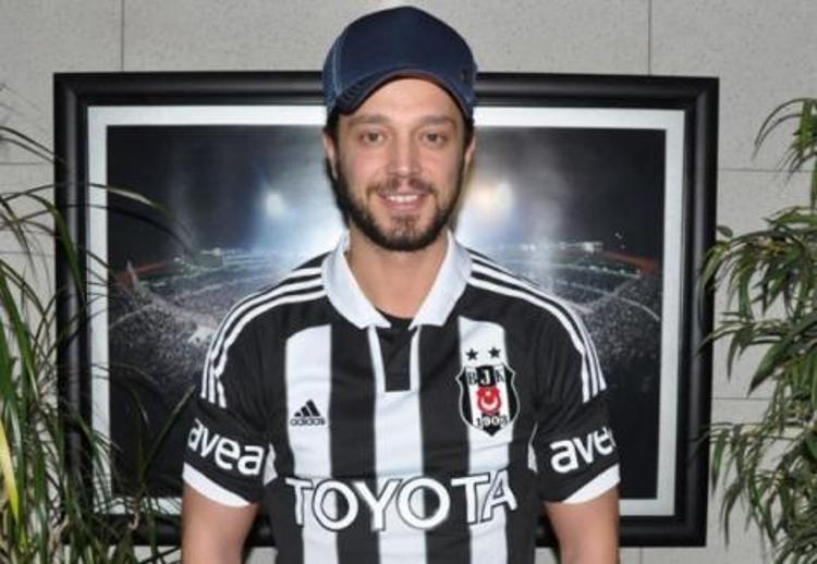 Beşiktaşlı ve Fenerbahçeli ünlüler
