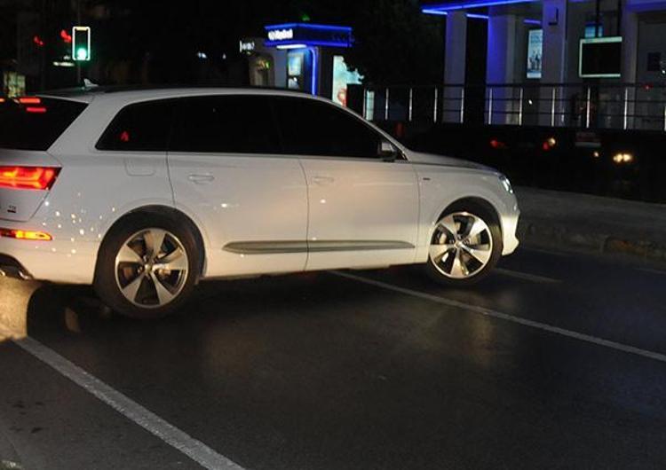 Öztekinin bu yanlış hareketi, diğer sürücülerin tepkisine yol açtı.