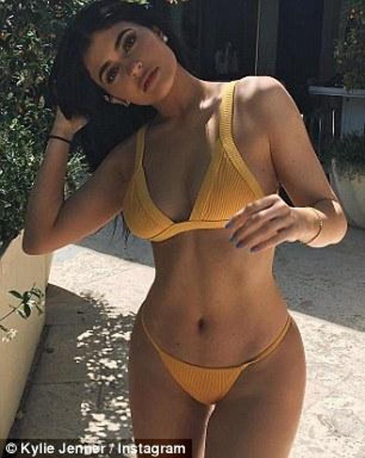 Demi Rose