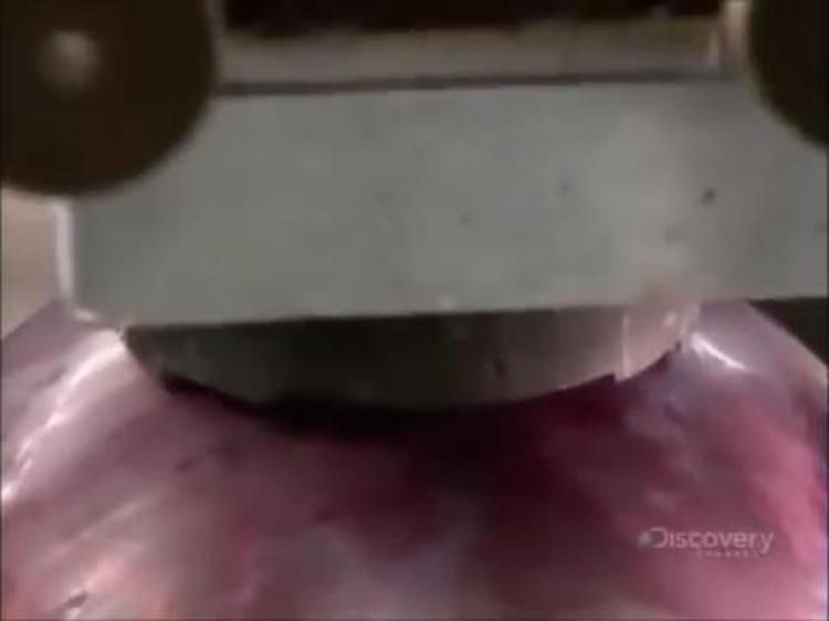 Bovling topu nasıl yapılıyor