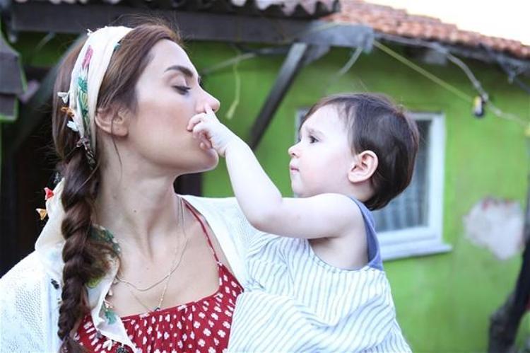 Şükran Ovalı & Caner Erkin