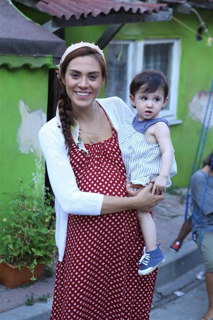 Şükran Ovalı & Caner Erkin