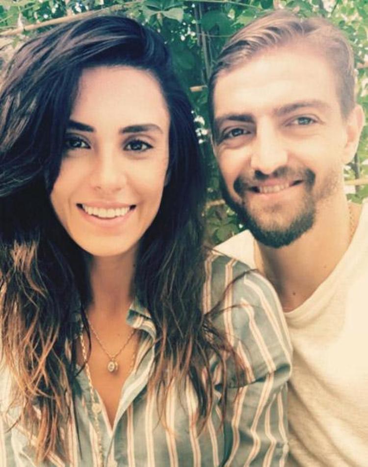 Şükran Ovalı & Caner Erkin