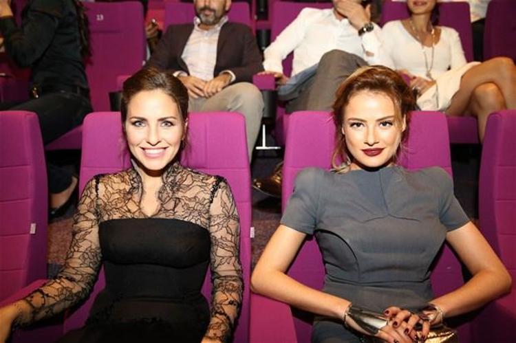 Git Başımdan Filmi Gala