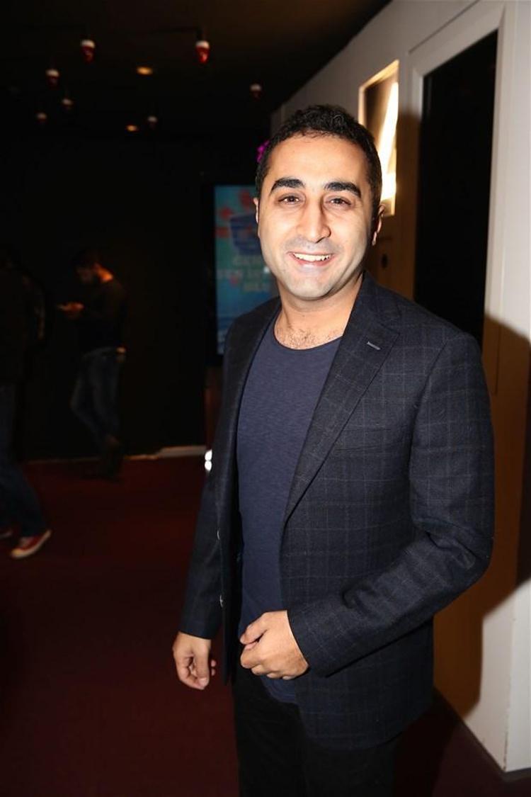 Git Başımdan Filmi Gala