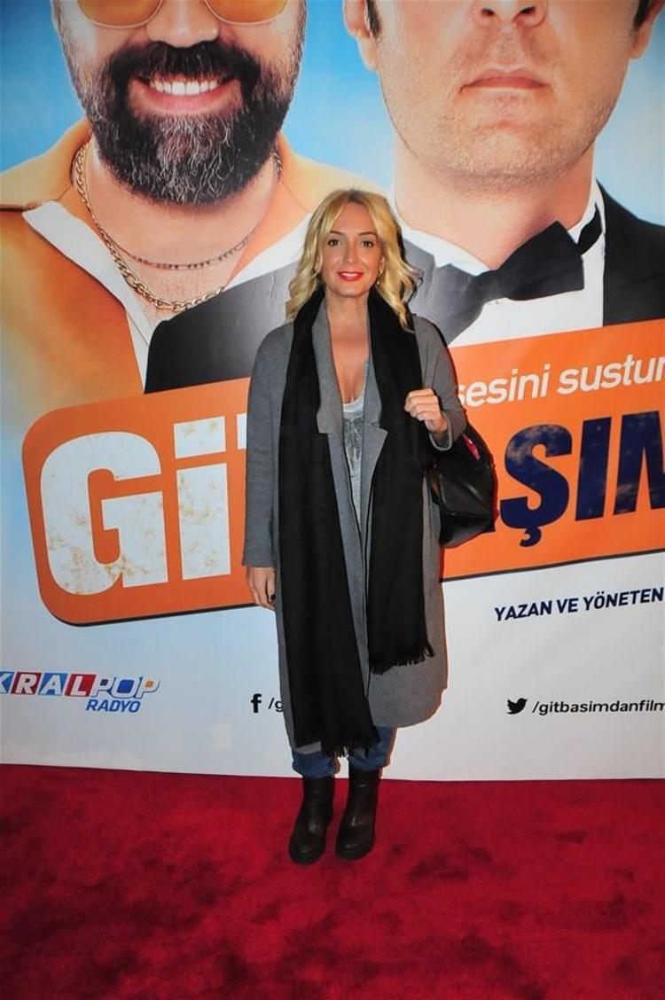 Git Başımdan Filmi Gala