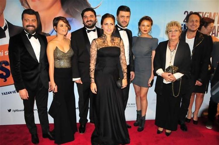 Git Başımdan Filmi Gala