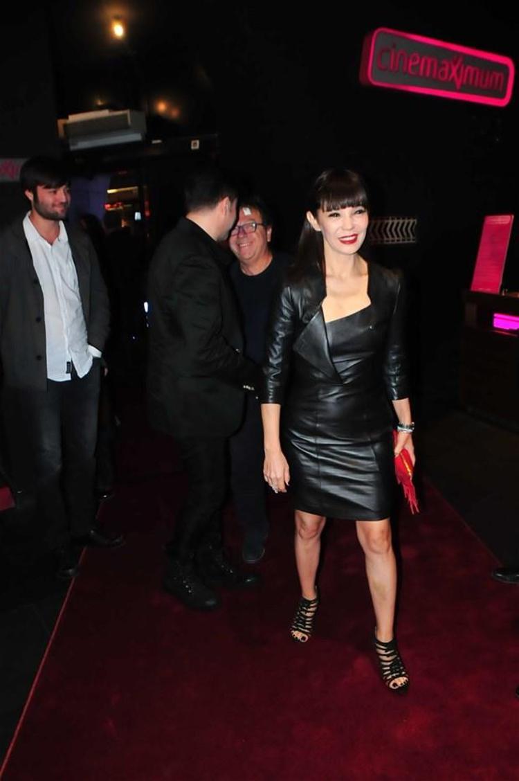 Git Başımdan Filmi Gala