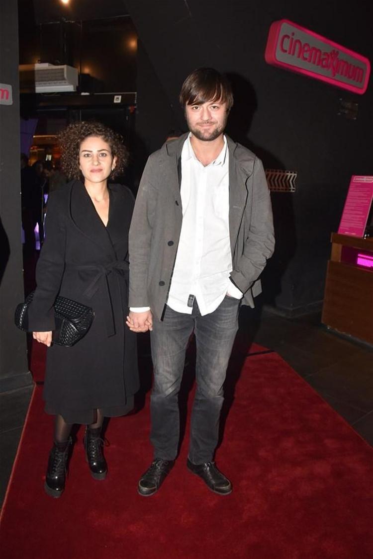 Git Başımdan Filmi Gala