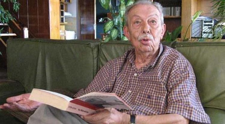 Çetin Altan kimdir