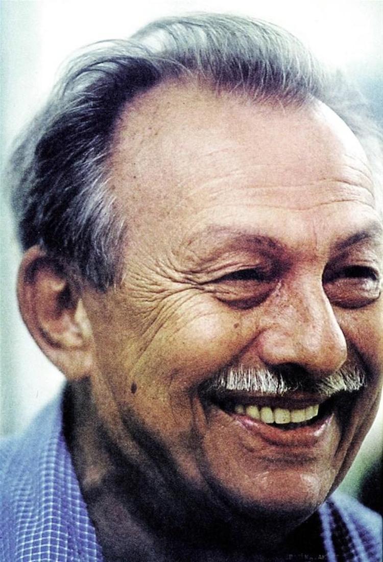 Çetin Altan kimdir