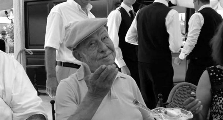 Çetin Altan kimdir