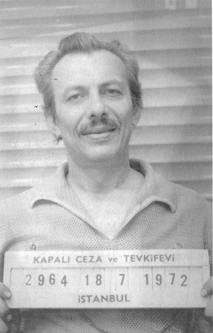 Çetin Altan kimdir