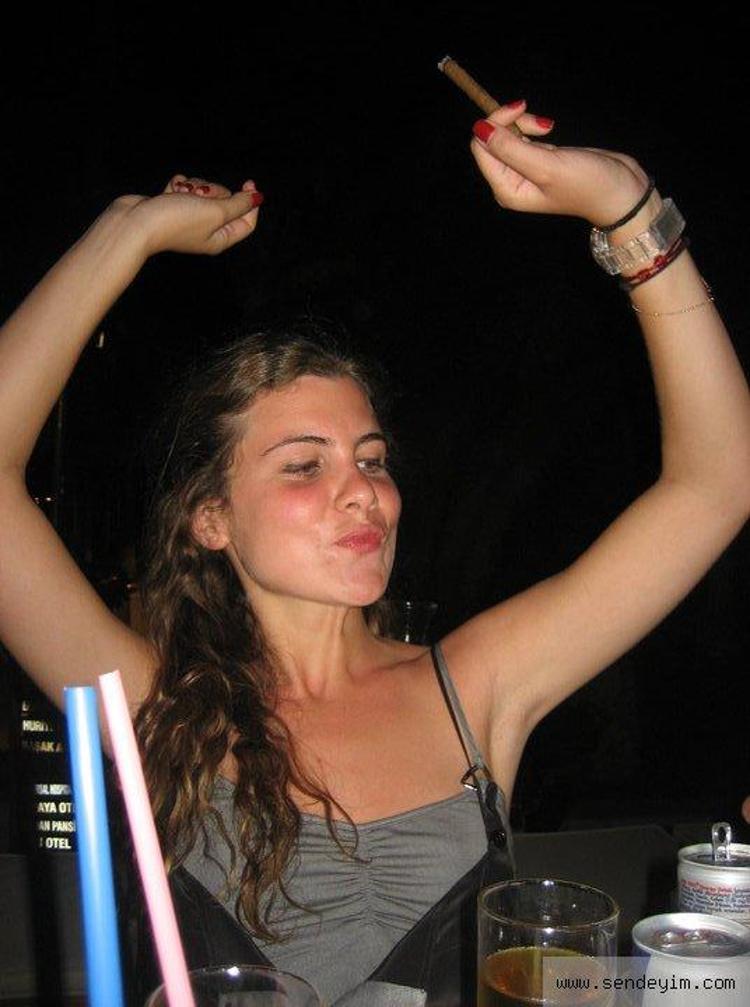 Ayşecan Tatari