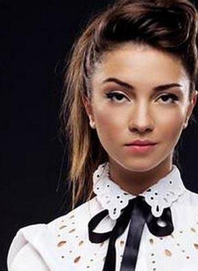 Birbirine benzeyen ünlüler