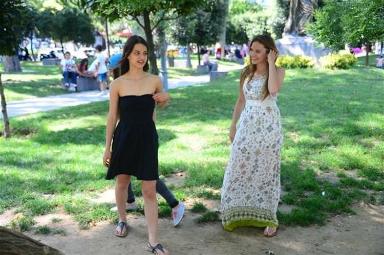 Alina Boz - Leyla Tanlar