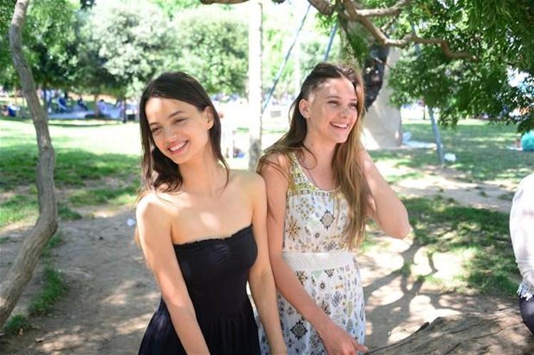 Alina Boz - Leyla Tanlar