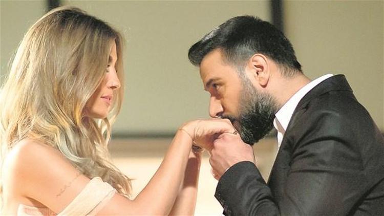 Çağla Şikel
