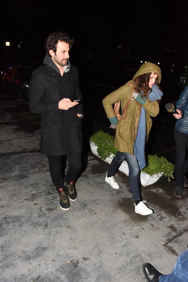 Berrak Tüzünataç - Özge Özpirinçci