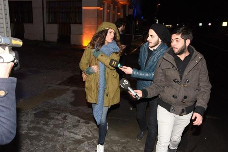 Berrak Tüzünataç - Özge Özpirinçci