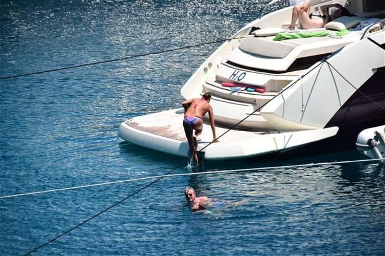 Hayranlar görmesin