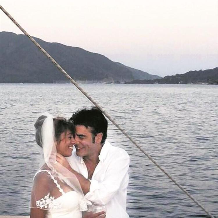 Tayanç Ayaydın - Sally Ghalayini