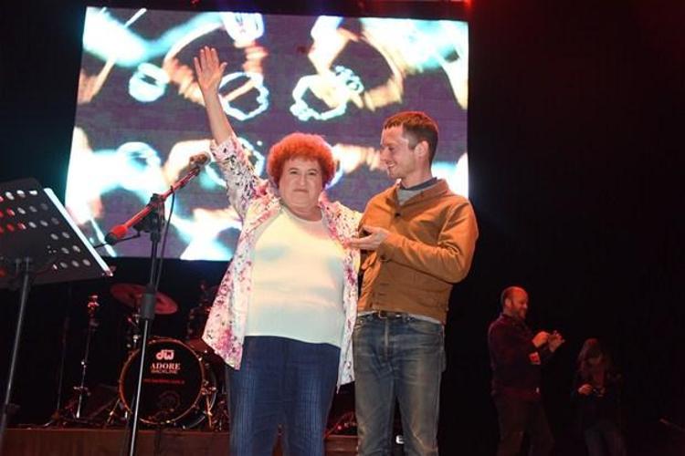 Frodonun Selda Bağcan hayranlığı