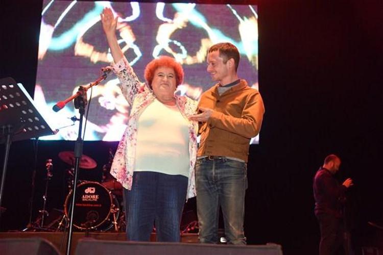 Frodonun Selda Bağcan hayranlığı