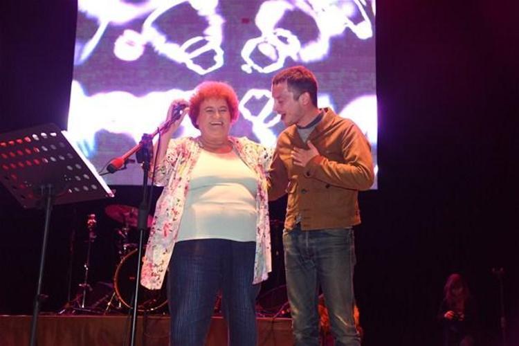 Frodonun Selda Bağcan hayranlığı