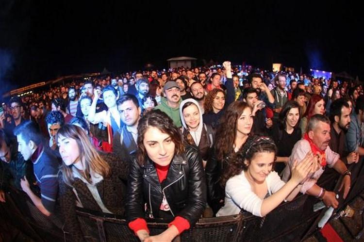 Frodonun Selda Bağcan hayranlığı