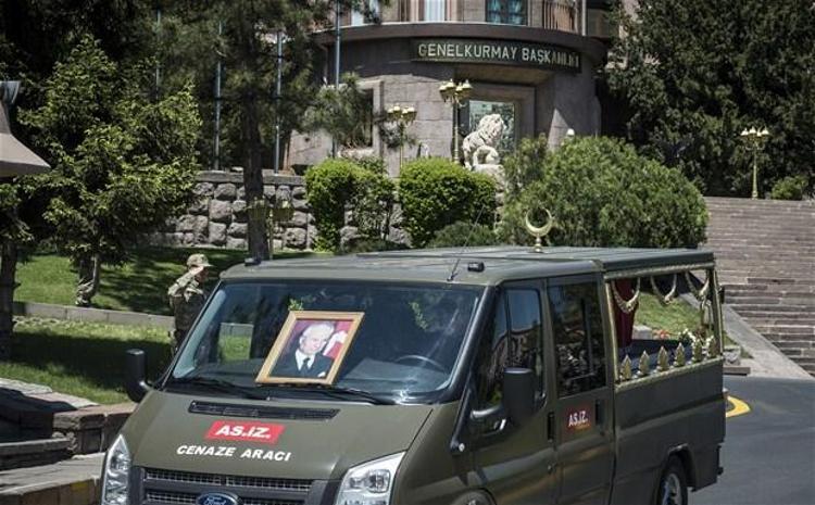 Kenan Evrenin cenaze töreni