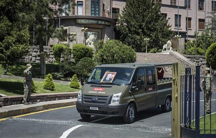 Kenan Evrenin cenaze töreni