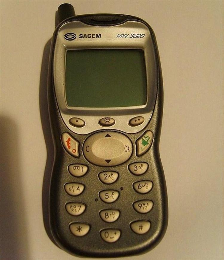 İlk cep telefonlarımız