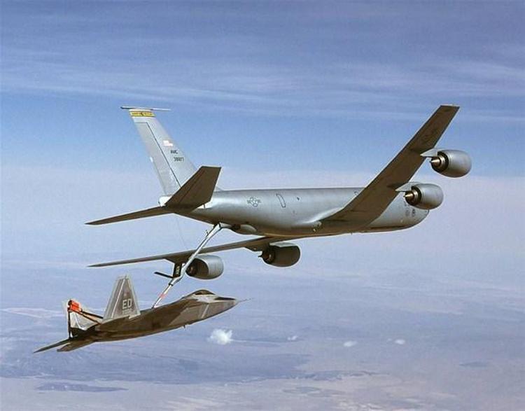 KC-135R
