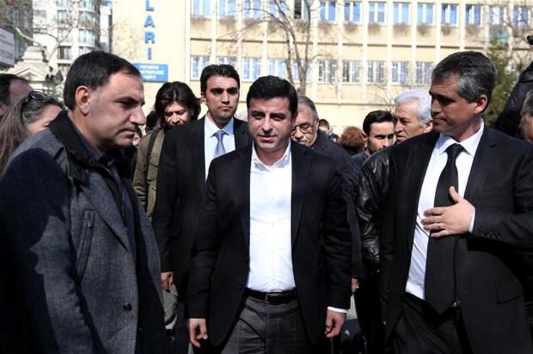 Yaşar Kemale veda