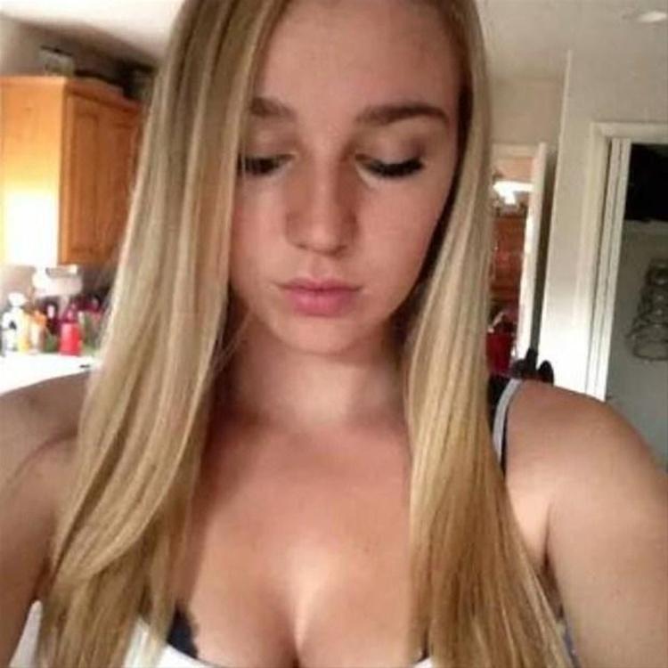 Kendra Sunderland Escort