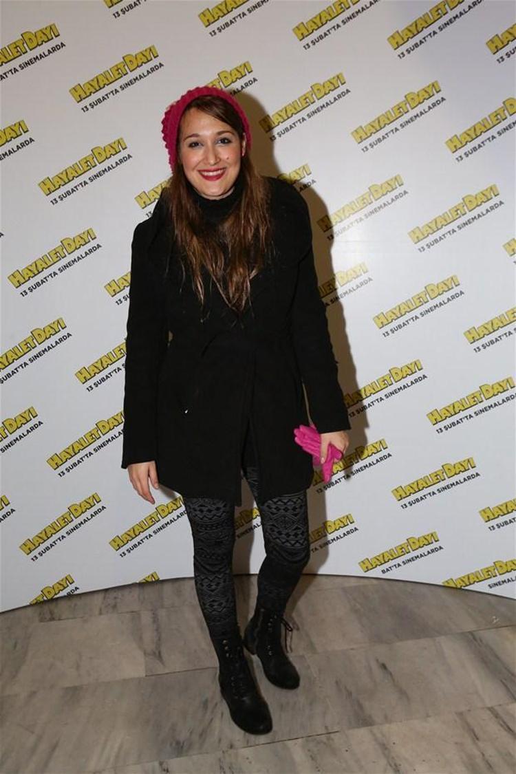 Beren Saatten şok frikik
