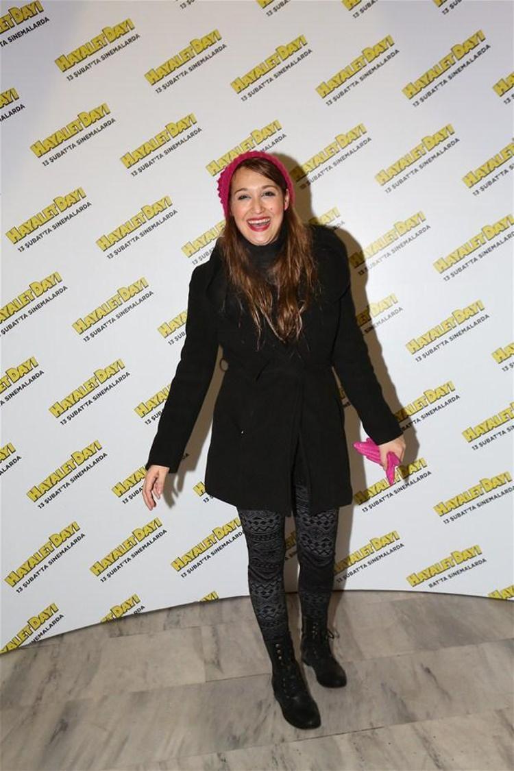 Beren Saatten şok frikik