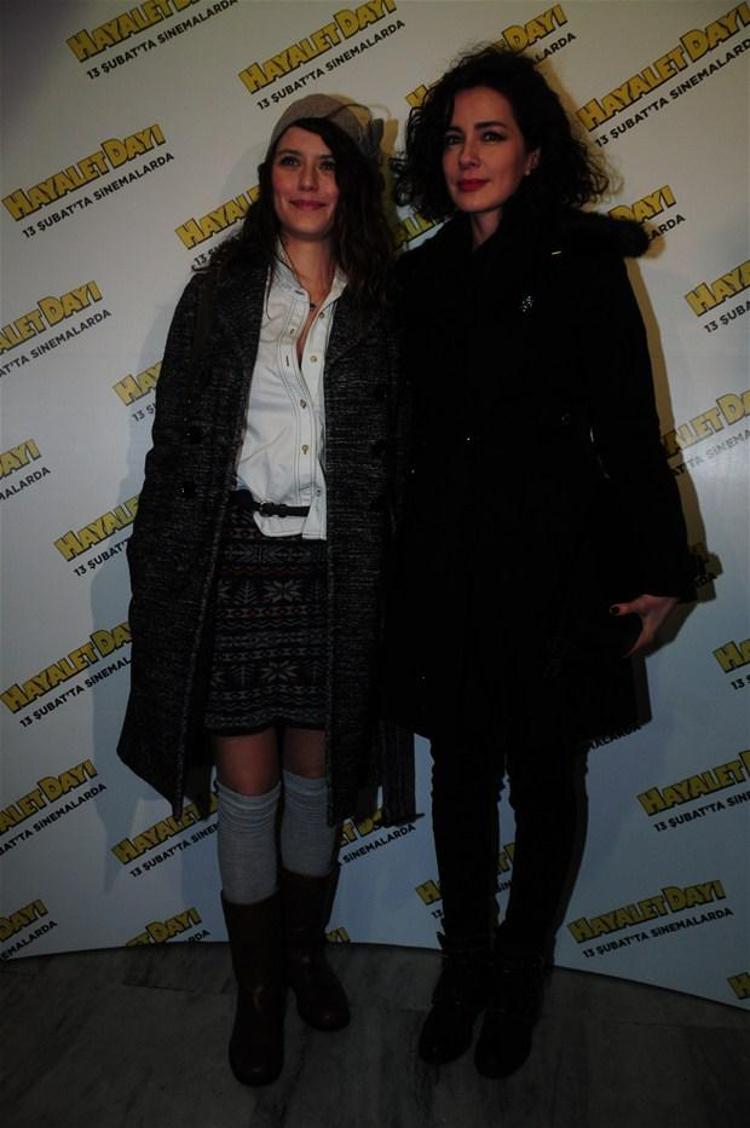 Beren Saatten şok frikik