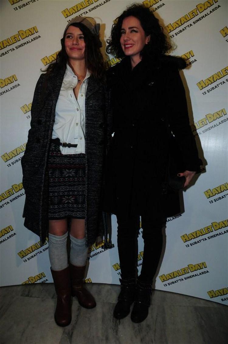 Beren Saatten şok frikik