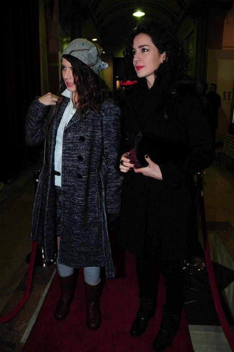 Beren Saatten şok frikik