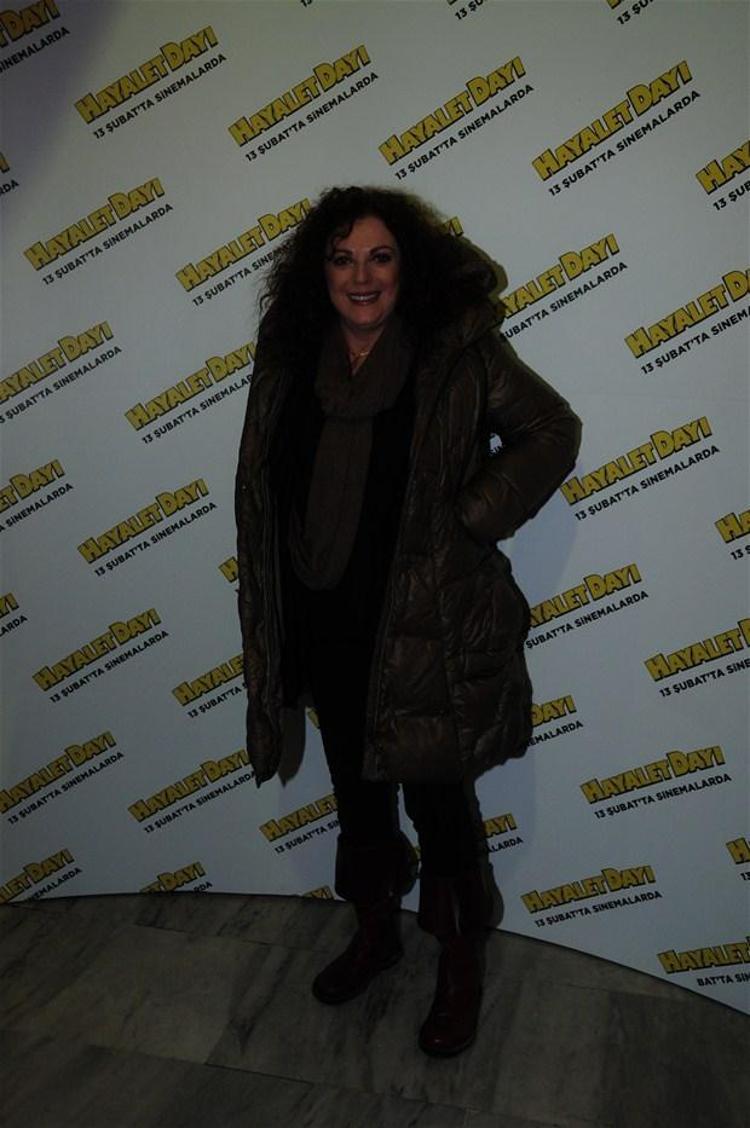 Beren Saatten şok frikik