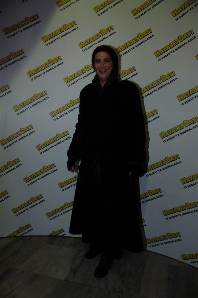 Beren Saatten şok frikik
