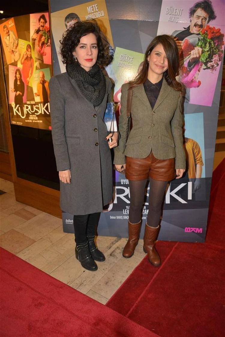 Beren Saatten şok frikik