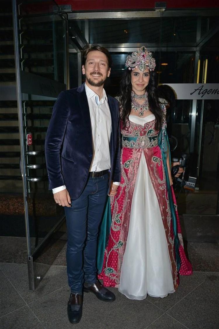 Engin Hepileri ve Beyza Şekerci