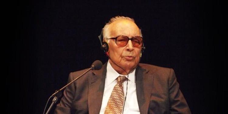 Yaşar Kemal kimdir